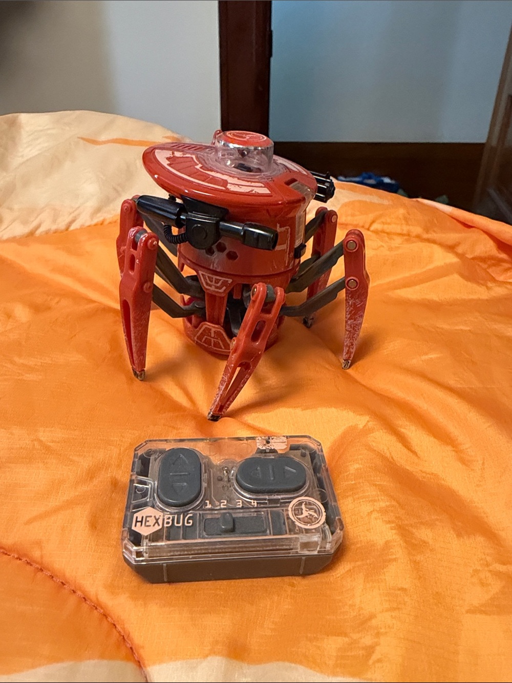Hexbug Remote-Controlled Spider Robots - Battle bots - Picture 4 of 4